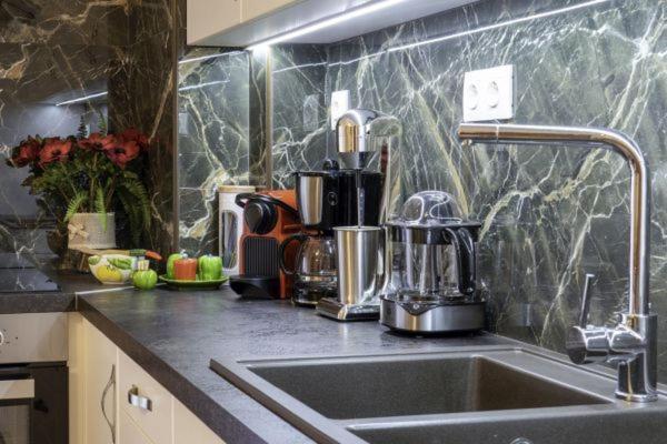 G102 Κεντρικό Πολυτελές Διαμέρισμα Apartamento Volos Exterior foto