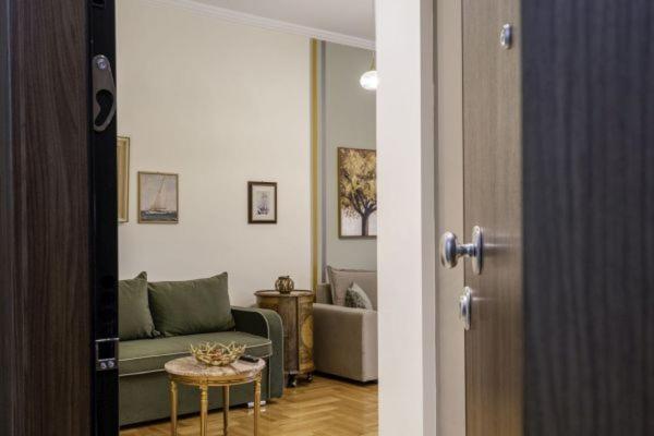 G102 Κεντρικό Πολυτελές Διαμέρισμα Apartamento Volos Exterior foto
